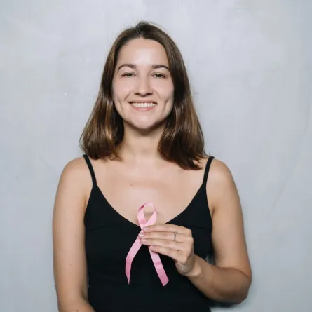 عوامل تؤدي للإصابة بسرطان الثدي.. يمكنك تجنبها (المصدر: Pexels)