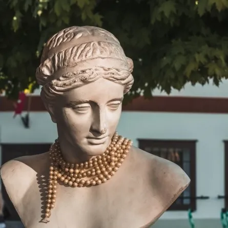 منحوتات أسطورية (المصدر: pexels by natallia-photo)