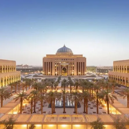 جامعة الأميرة نورة تنفذ حزمة من البرامج التدريبية في التطوير المهني