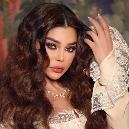 هيفاء وهبي - الصورة من صفحتها الرسمية على الفيس بوك