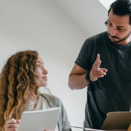 علامات قوة شخصية الزوج