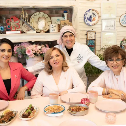 صورة الناجيات الثلاث