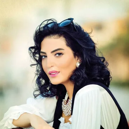 فيديو.. بعد إعلانها التعاون معه بالسينما ... تعرف على أول عمل فني جمع حورية فرغلي والمخرج خالد الحجر