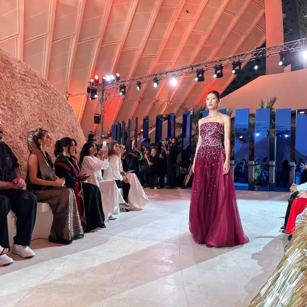 الحدث يحظى بمشاركة مواهب مختلفة