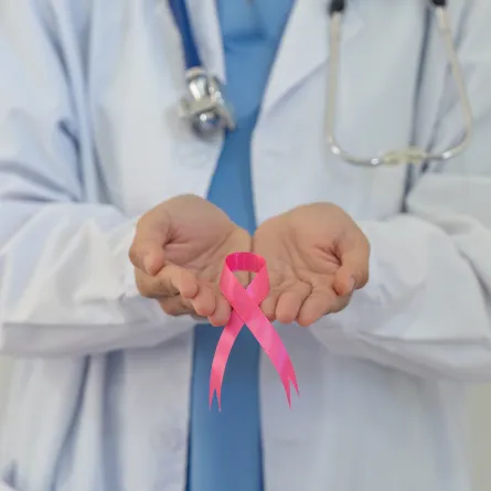 سرطان الثدي يصيب الرجال - Envato 