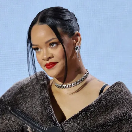 ريهانا (Rihanna). مصدر الصورة:  Mike Coppola/Getty Images/AFP