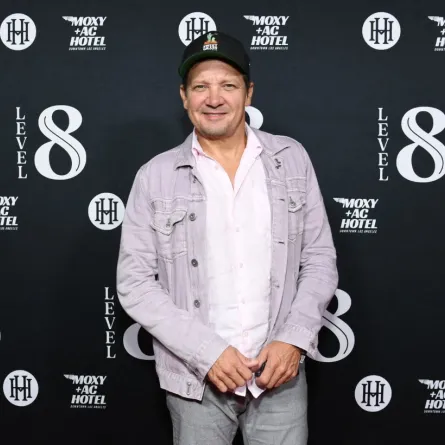 جيريمي رينر Jeremy Renner (مصدر الصورة: Jon Kopaloff / GETTY IMAGES NORTH AMERICA / Getty Images via AFP)