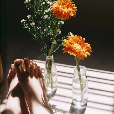 صورة تعبييرية عن تورم القدمين