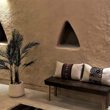 جانب من  فعاليات "ملتقى العمارة التقليدية" في حي الطريف التاريخي بمنطقة الدرعية