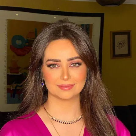 هبة مجدي - الصورة من صفحتها على الفيس بوك