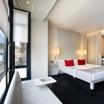 إطلالات جذابة من غرف فندق ميرو 