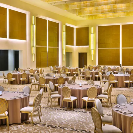 قاعة احتفالات في غاية الفخامة