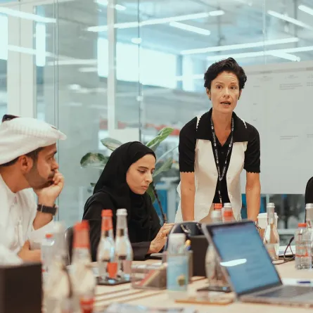 "زمالة دبي للمستقبل" ينظم ورش عمل لدراسة الفرص المستقبلية في شتى القطاعات - الصورة من مكتب دبي الإعلامي