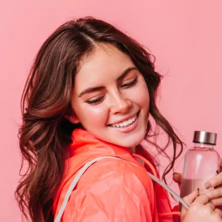 عطور فاخرة _ الصورة من Freepik 