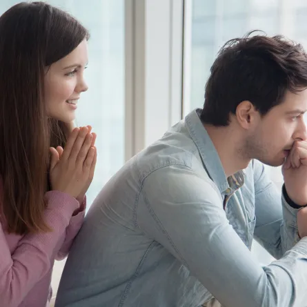 طرق الإصلاح بين الزوجين - الصورة من Shutterstock