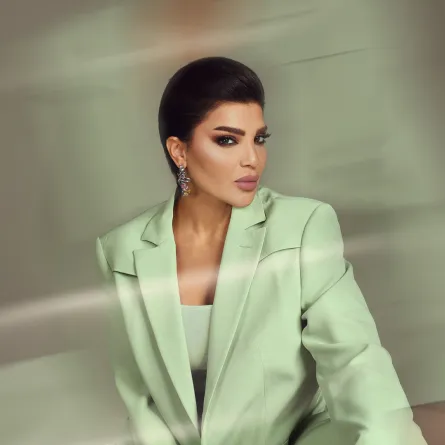 الفنانة دينا حايك​​​​​​​ 