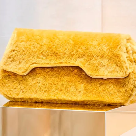 حقيبة من Santoni  (الصورة من موقع Launchmetrics/Spotlight©)