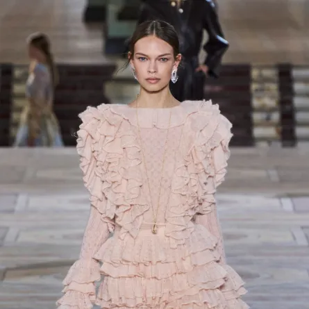 الباستيل المبودر من زيمرمن Zimmerman، مصدر الصورة Launchmetrics/Spotlight ©