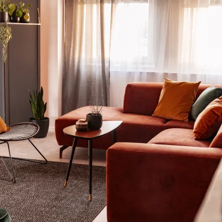 ديكورات جذابة في غرفة الجلوس المودرن الصغيرة 