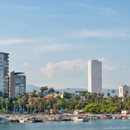 رحلة إلى مدينة مرسين الساحلية