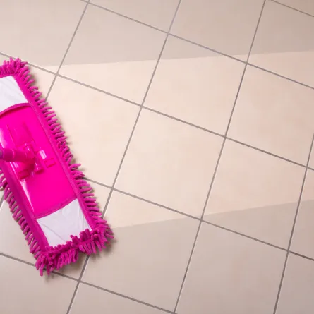 العناية بالأرضيات