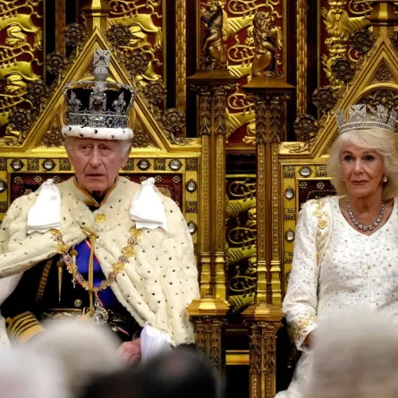 الملك تشارلز والملكة كاميلا (King Charles III and Queen Camilla). مصدر الصورة: Alastair Grant / POOL / AFP
