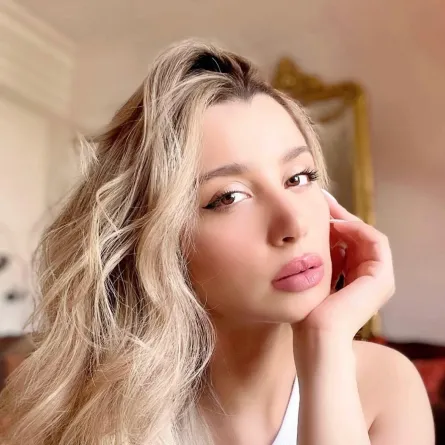 سارة التونسي رداً على المنتج جمال العدل: عندي كلام كثير وخطير