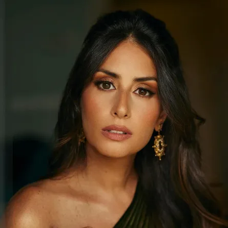 هبة طوجي - الصورة من صفحتها الرسمية على الفيس بوك