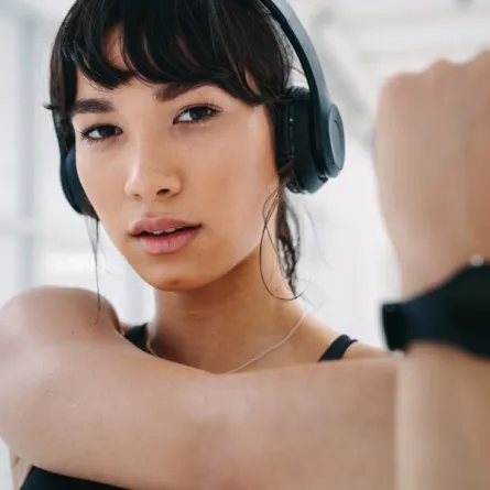 إصابات عضلات الذراعين وتمزق الأوتار.. طبيب يتحدث (المصدر: Adobe.stock)