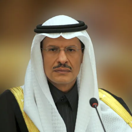 وزير الطاقة يعلن اكتشافات جديدة للغاز الطبيعي في المنطقة الشرقية والربع الخالي