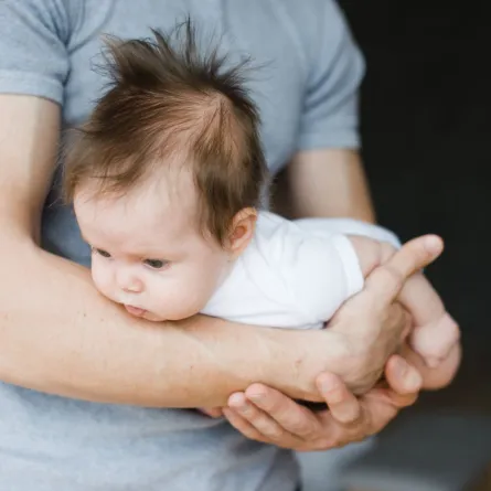 صورة لتجريب إنقاذ الاختناق العادية