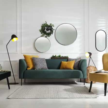 الوسائد تُلون الديكور