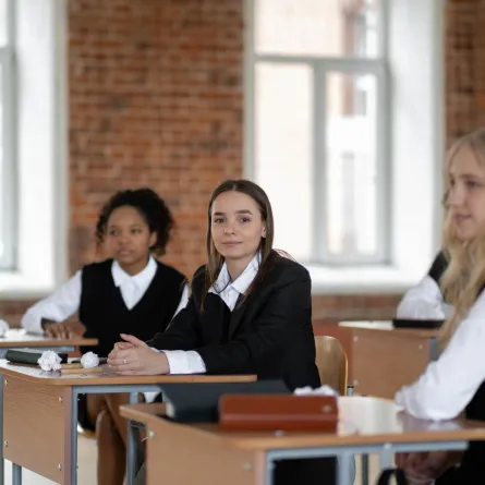 تفسير حلم رؤيا المدرسة في المنام للعزباء