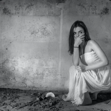 تفسير حلم الثعابين في البيت والخوف منها