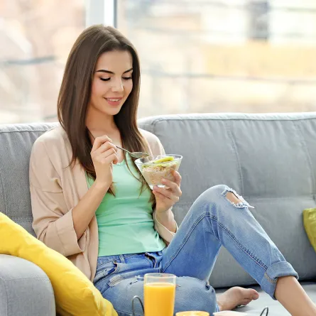 رجيم البرتقال والزبادي.. تعرّفي إليه قبل تجربته برأي طبيبة تغذية (المصدر: Shutterstock)