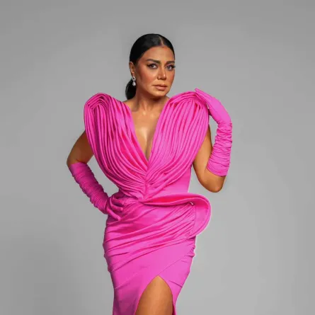 رانيا يوسف تكشف أسباب علاقتها المتوترة مع والد ابنتيها