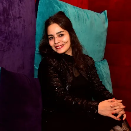 المخرجة أسماء المدير- الصورة خاصة بـ"سيدتي"- تصوير محمد بلميلود