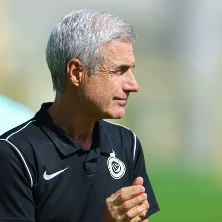 مدرب النصر السعودي يكشف المسؤول عن خسارة فريقه أمام الهلال