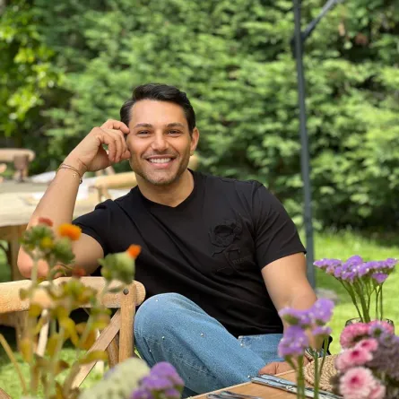 منسّق حفلات الزفاف العالمي الفخمة طوني بريس