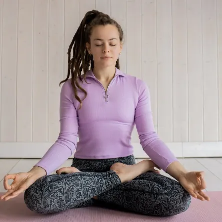 التأمل علاج للتوتر والقلق والإجهاد.. باشري به على الفور.. (المصدر: pexels)