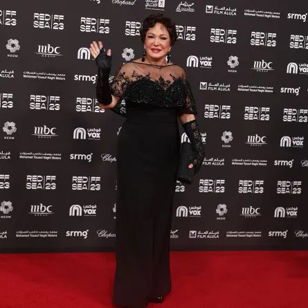 لبلبة- الصورة خاصة بسيدتي (تصوير عدنان مهدلي)