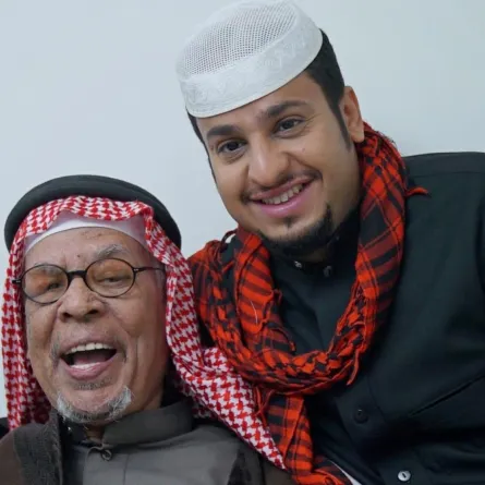 على المدفع وفيصل العيسى -الصورة من  حساب شباب البومب  على الانستغرام