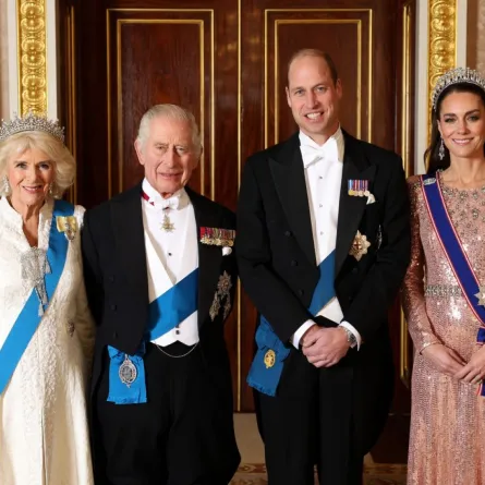 من اليسار الملكة كاميلا، الملك تشارلز، الأمير ويليام، وكيت ميدلتون (Queen Camilla, King Charles, Prince William,and Catherine, Princess of Wales). مصدر الصورة: Chris Jackson / POOL / AFP