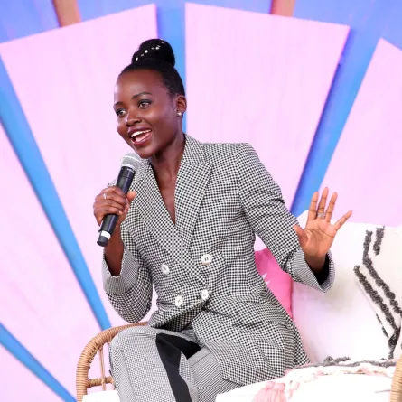 لوبيتا نيونغو (Lupita Nyongo). مصدر الصورة: Robin Marchant/Getty Images for Twitter/AFP