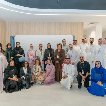 أعضاء مجلس إدارة جمعية الأزياء والأعضاء المؤسسون - الصورة من قبل جمعية الأزياء