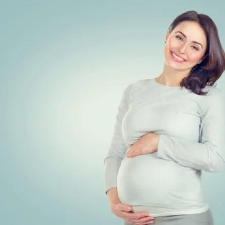 صورة لحامل تتعايش وأعراض الحمل