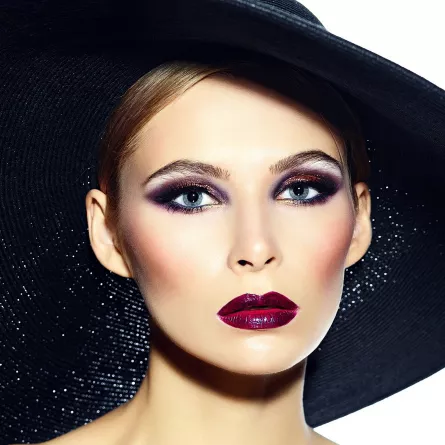 أفكار مكياج ملفت في حفلة رأس السنة