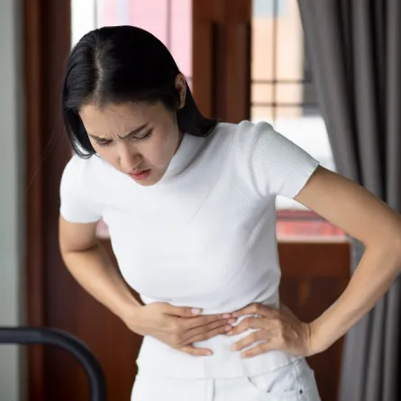 صورة لحامل تعاني من حرقة بالمعدة