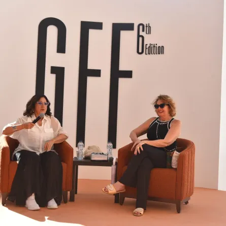 ماريان خوري تحاور يسرا في الجلسة الحوارية- الصورة من المكتب الإعلامي للمهرجان