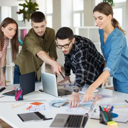 كيف يتحول الموظف إلى شريك مبدع في العمل؟